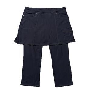 ATHLETA Bettona 2 In 1 Skort Skirt Capri Crop Pant Black Legging Sz Medium